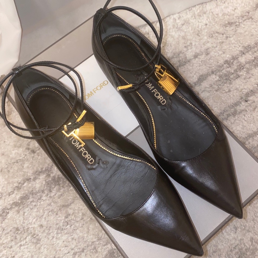 Tom Ford Black Leather Ankle-Lock Ballerina Flat